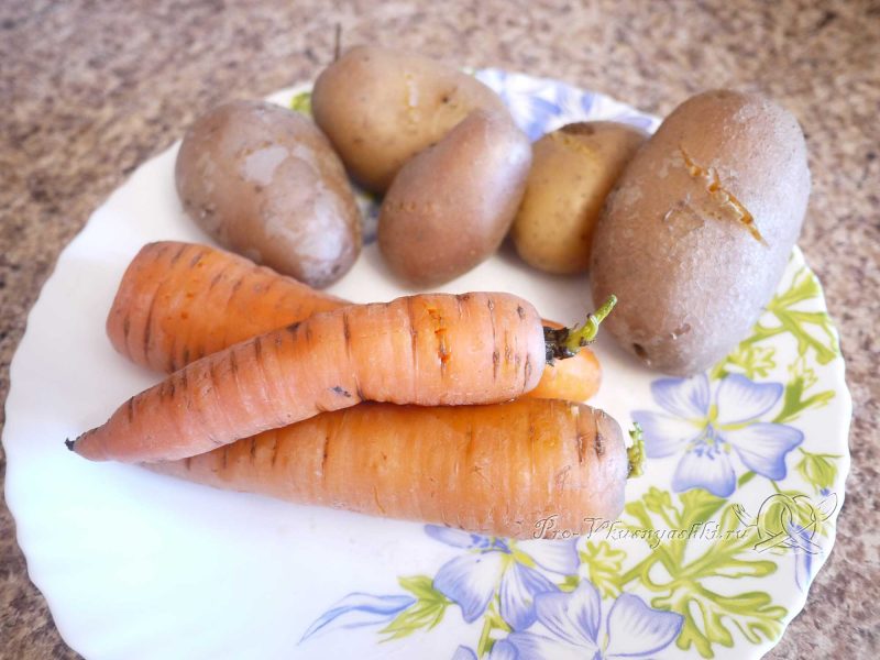 Селедка под шубой - вареная морковь