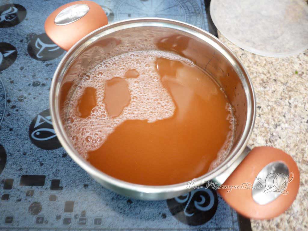 Фаршированные перцы с рисом в кастрюле - заливка