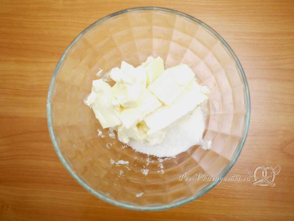 Торт Муравейник классический со сгущенкой - растираем маргарин с сахаром