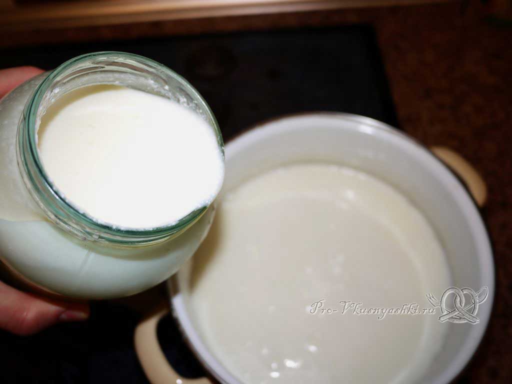Сыр из молока и сыворотки в домашних условиях - вливаем сыворотку