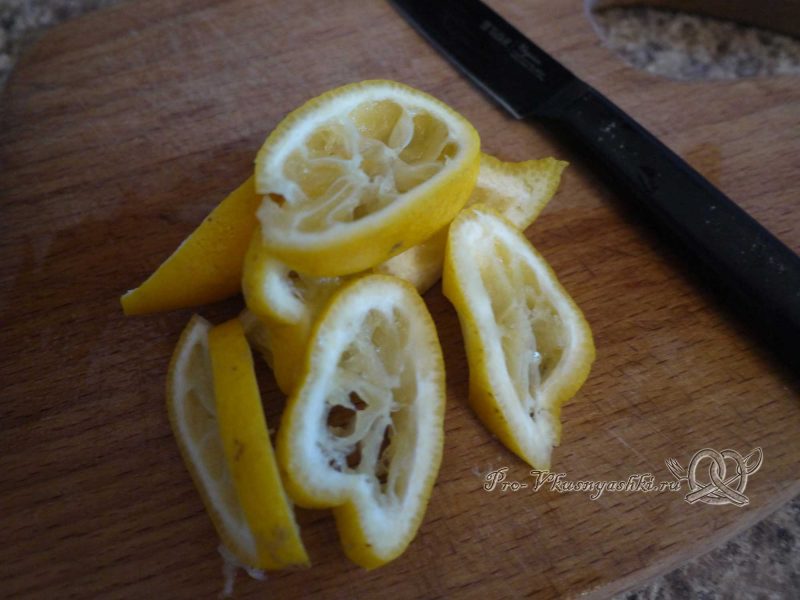 Шашлык из курицы, маринованный в лимонном соке - лимон кольцами