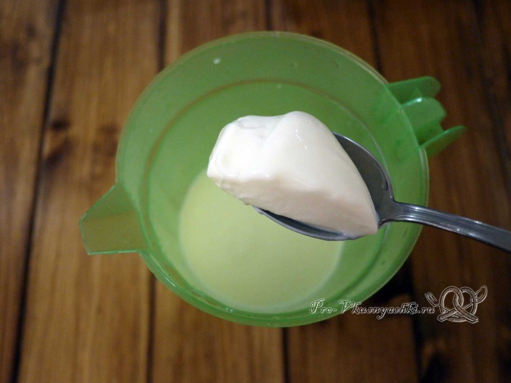 Домашний йогурт без закваски - добавляем йогурт в молоко