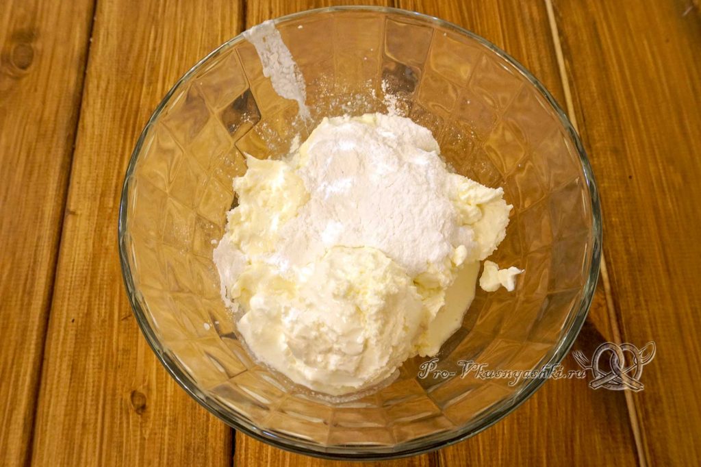 Торт «Молочная девочка» - смешиваем ингредиенты крем-чиза