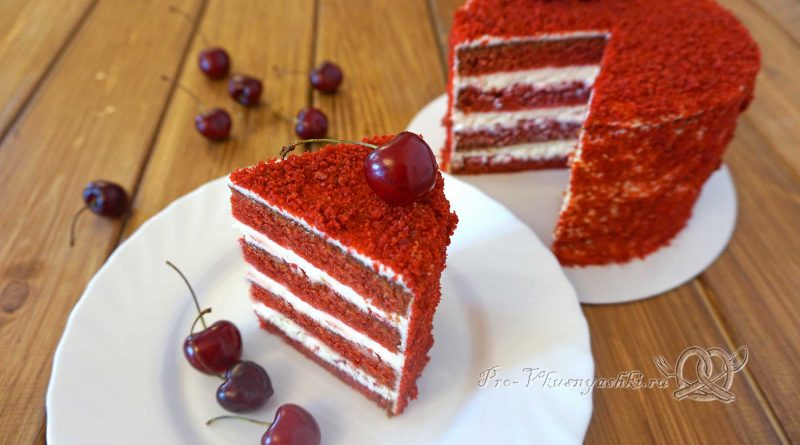 Торт «Красный бархат» - подача