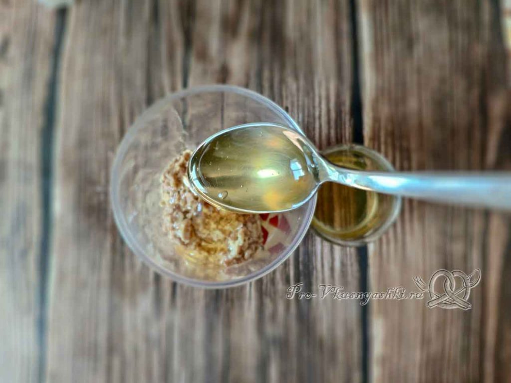 Смузи с кефиром, овсянкой и фруктами - добавляем мед