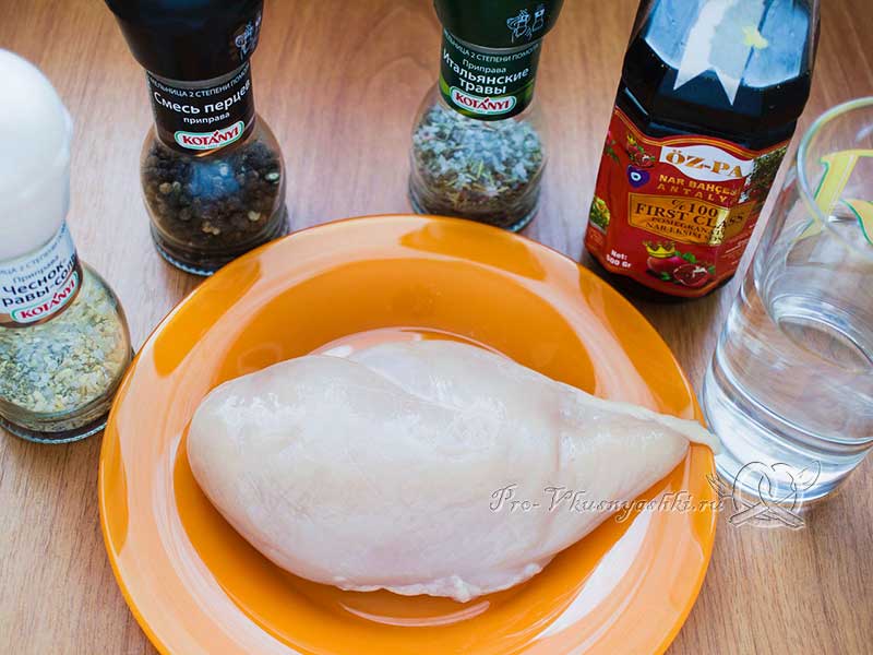 Куриное филе в гранатовом соусе на сковороде - ингредиенты